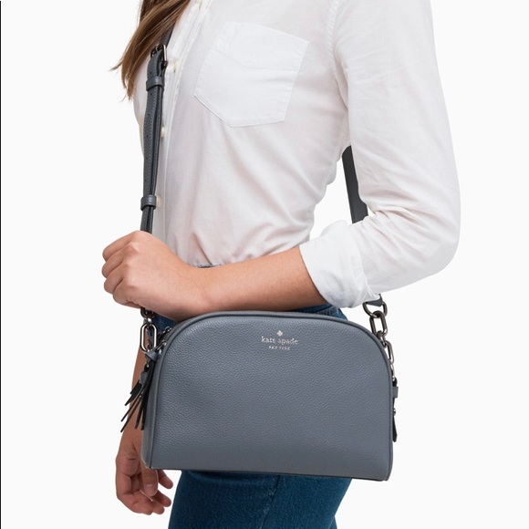 kate spade Handbags - Authentic Kate Spade pebbled leather 2 zip Crosby